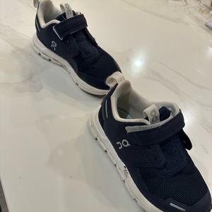 On Running Shoes - Boys 10.5 In Navy